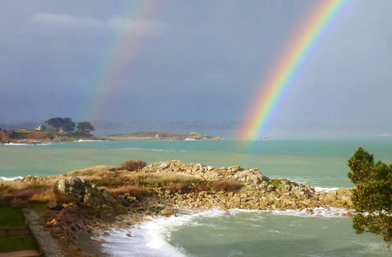 Appartement Spacieux Vue Mer Trevou 0*, Trévou-Tréguignec